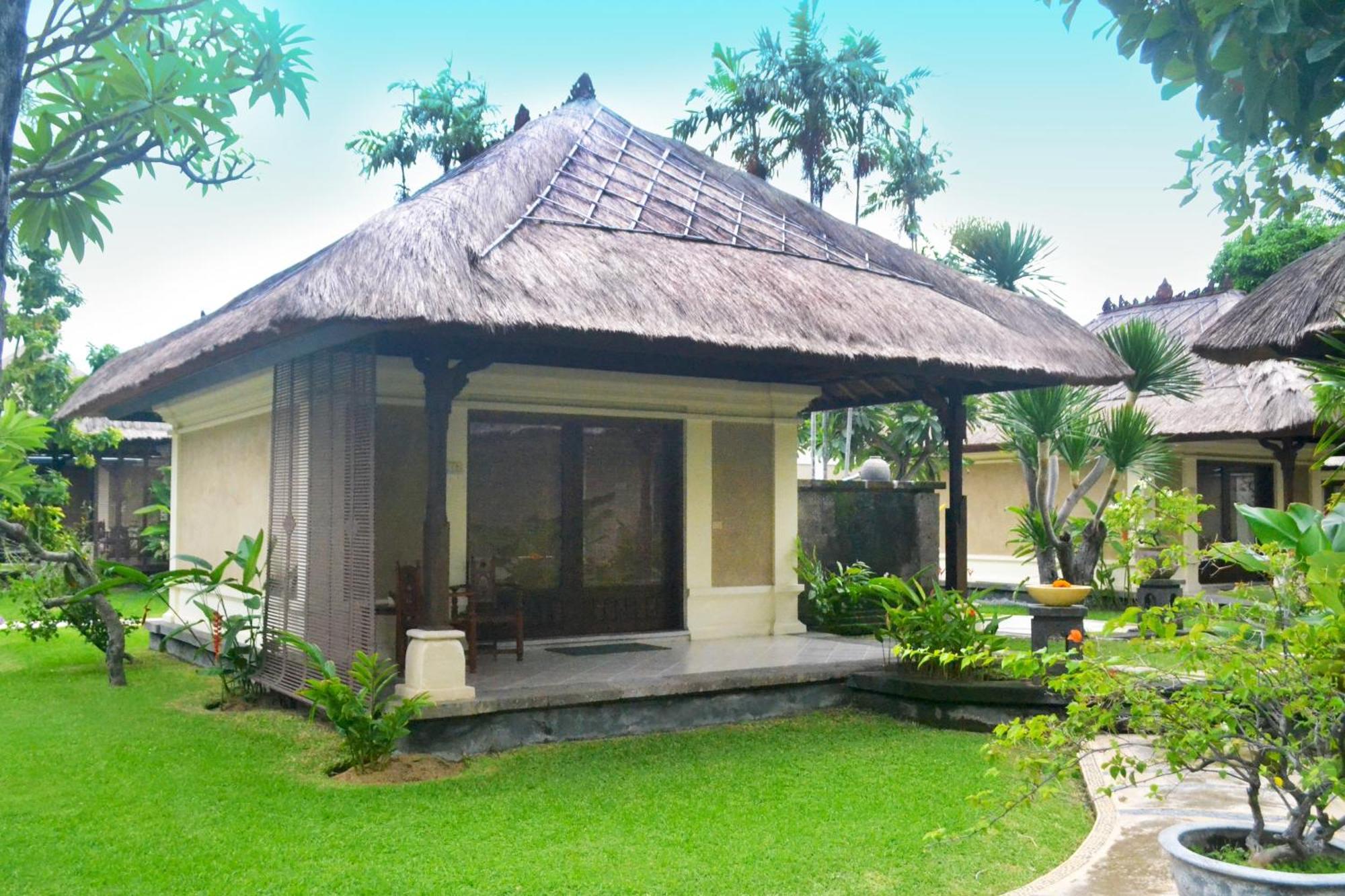 Hotel Puri Bagus Lovina Esterno foto