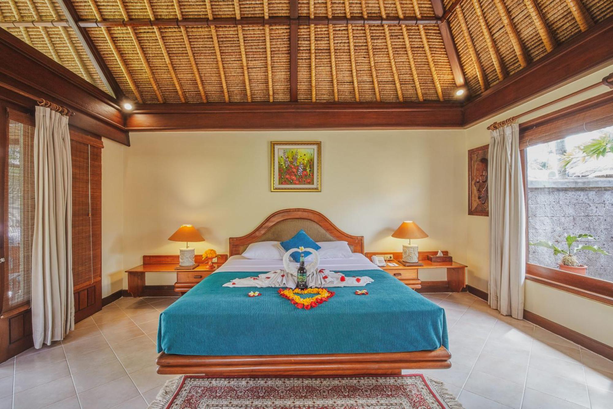 Hotel Puri Bagus Lovina Esterno foto