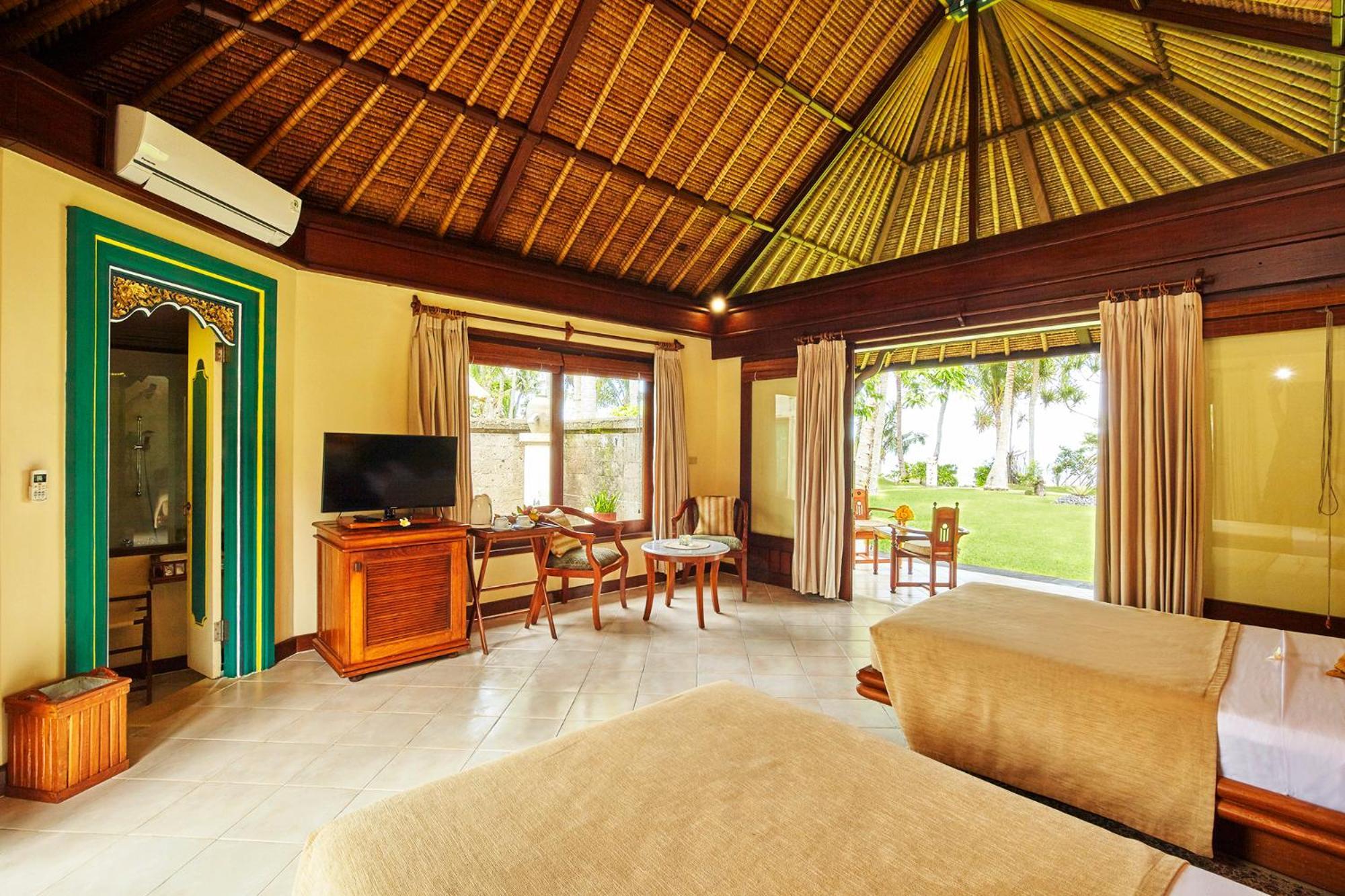 Hotel Puri Bagus Lovina Esterno foto